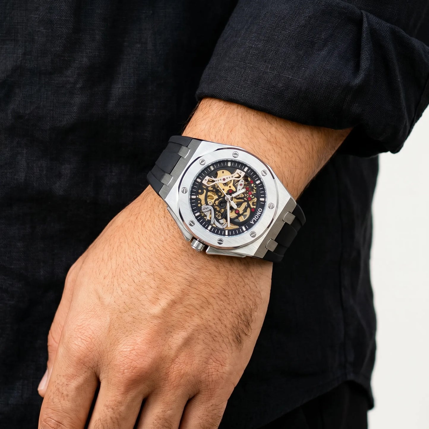 Vessallo Obsidian Crest | Vessallo