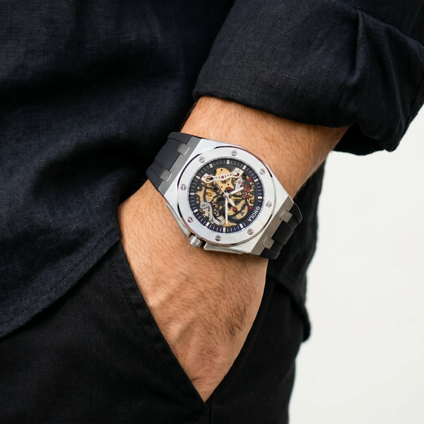 Vessallo Obsidian Crest | Vessallo